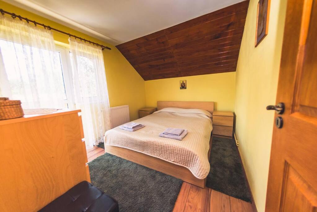 Dejani Horace Guesthouse Pool & Hot Tub & Bikes & River מראה חיצוני תמונה