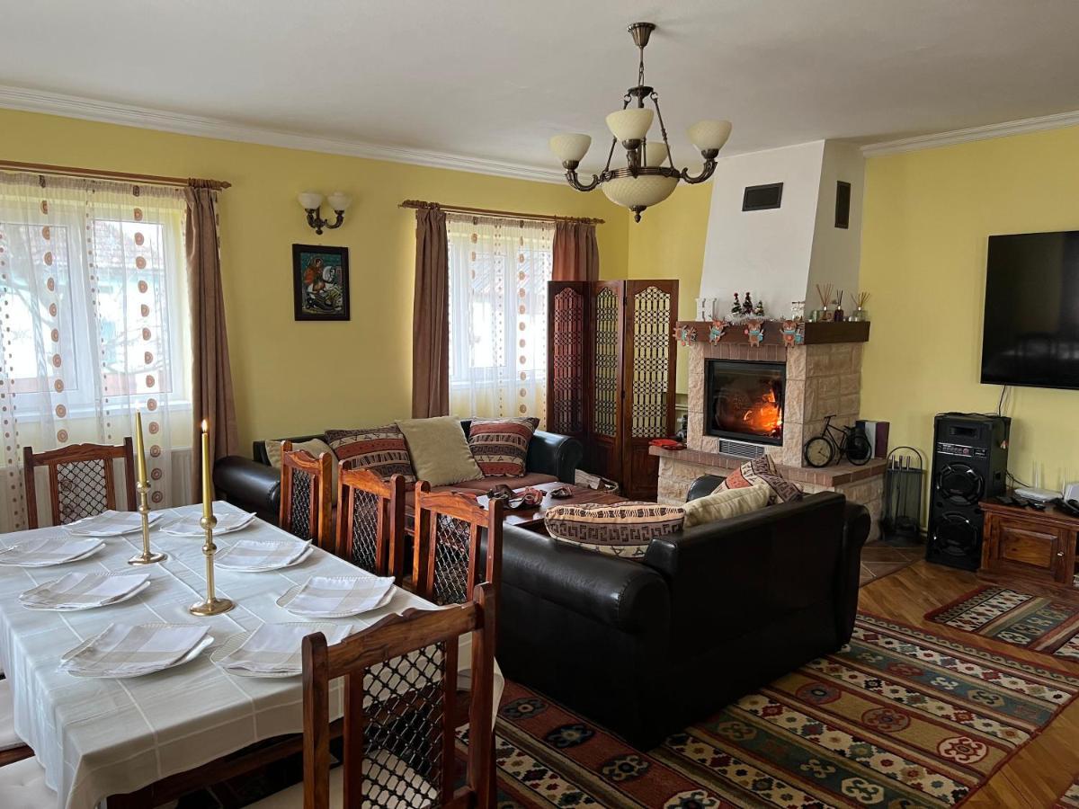 Dejani Horace Guesthouse Pool & Hot Tub & Bikes & River מראה חיצוני תמונה