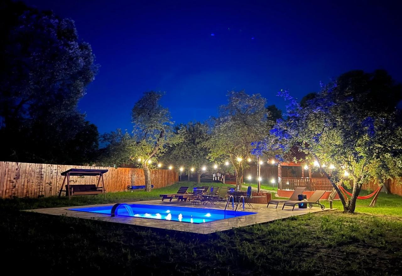 Dejani Horace Guesthouse Pool & Hot Tub & Bikes & River מראה חיצוני תמונה